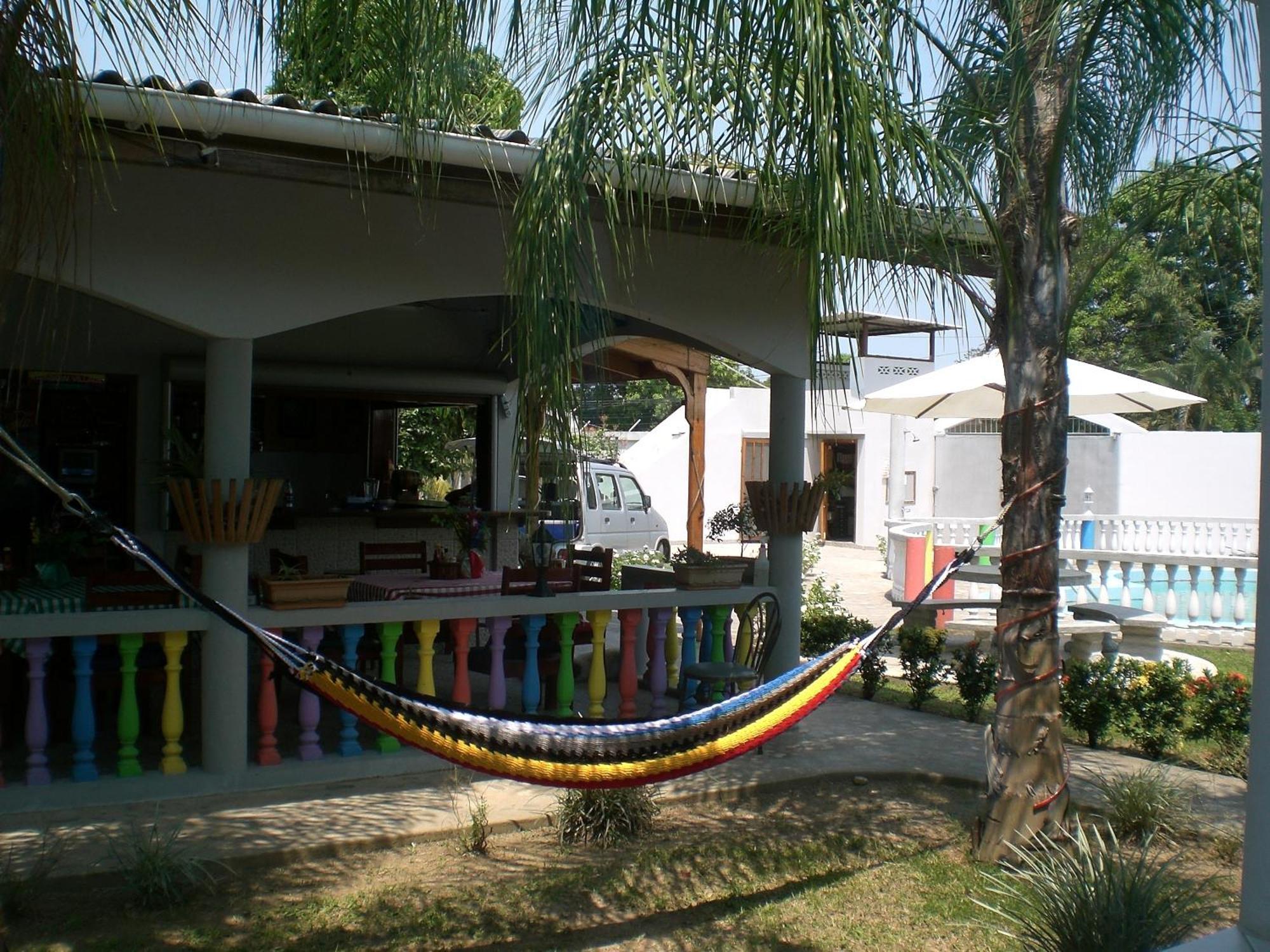 Rainbow Village La Ceiba Esterno foto