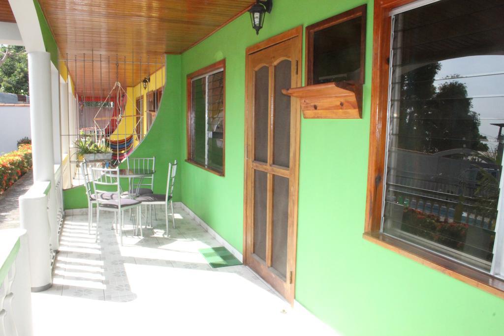 Rainbow Village La Ceiba Camera foto