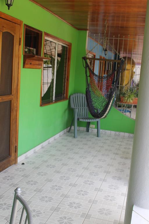 Rainbow Village La Ceiba Esterno foto